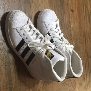 Adidas pro model size 9 men’s